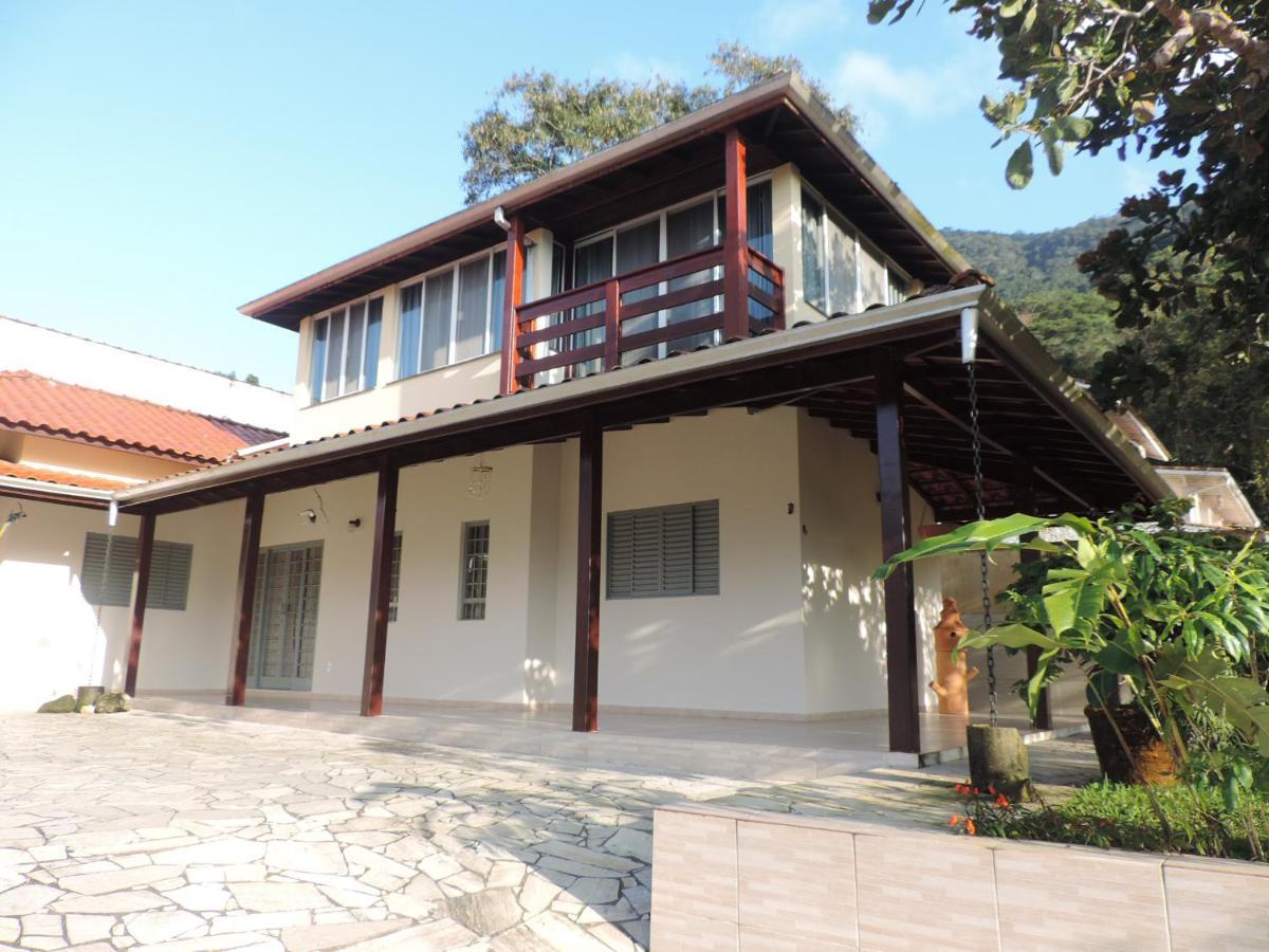 Casa Orquideas Da Lagoinha Holiday home *